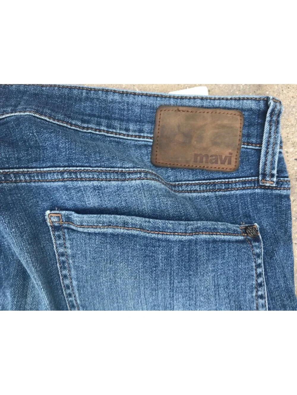 Mavi Jeans Zach Straight Leg Jeans Mens Blue Medium Wash Denim Pants Zip Fly